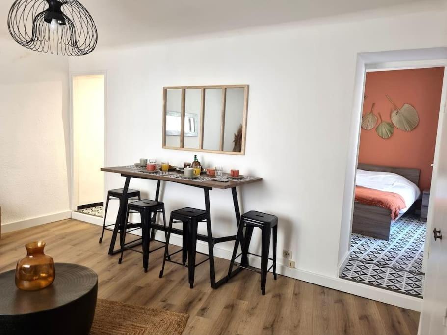 Le Petit Ecusson A La Cathedrale Appartement